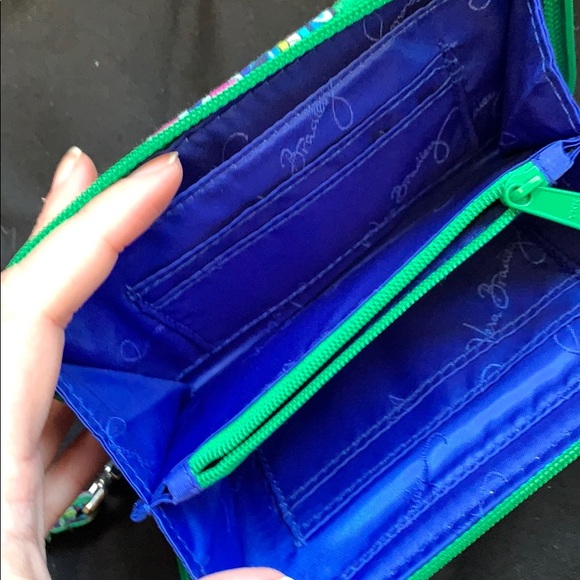 Vera Bradley wallet - Picture 2 of 3